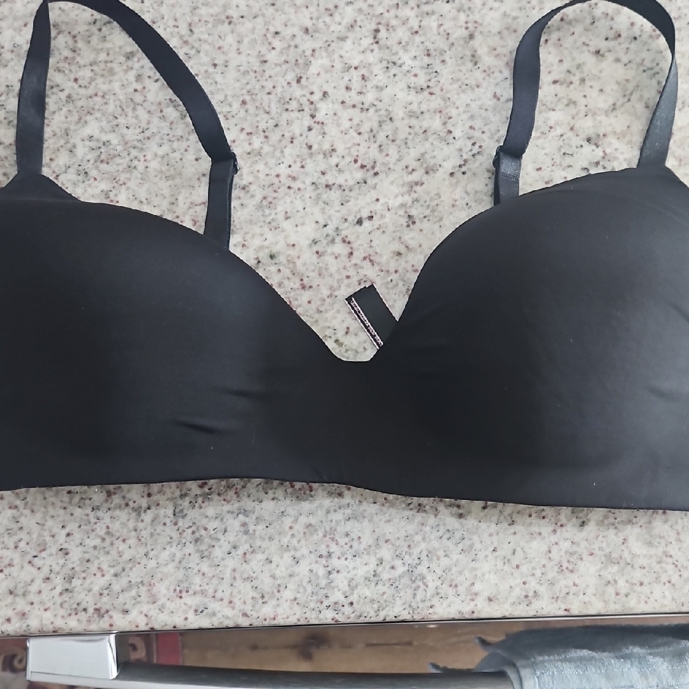 Victoria's Secret Classic Black Bra